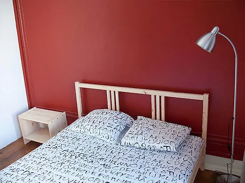 Hostel Nations Rooms Lisbon